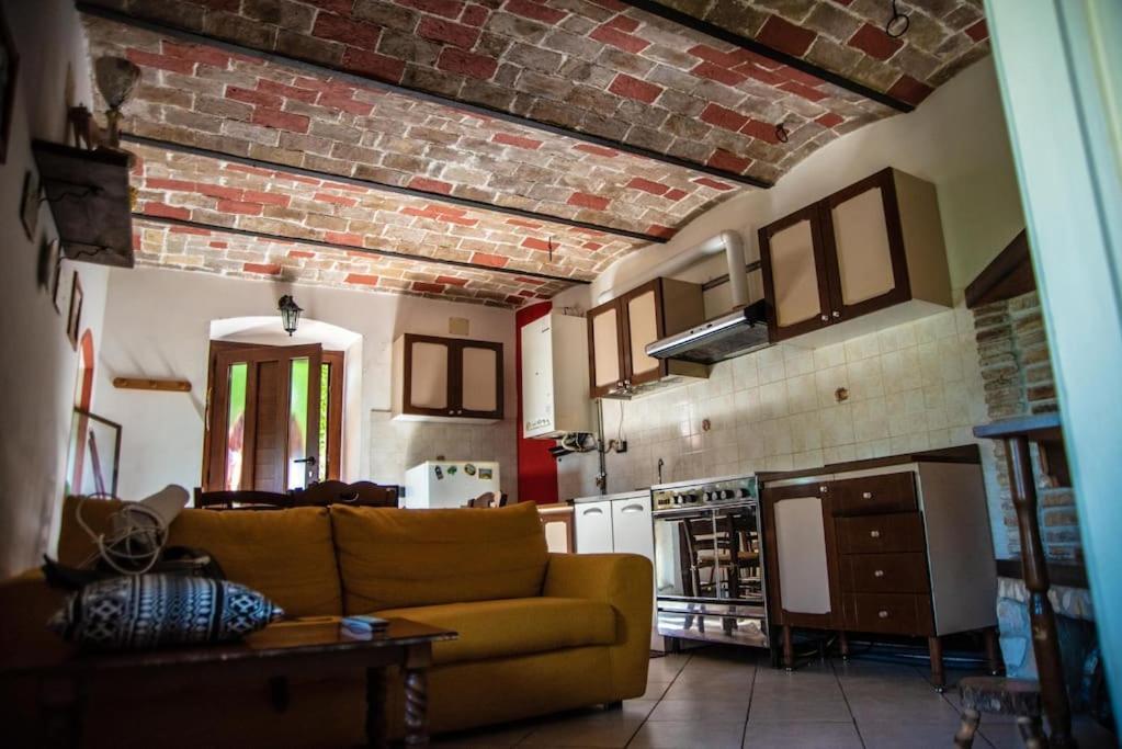 Il Rifugio Del Cacciatore / The Hunter's Shelter Holiday home *