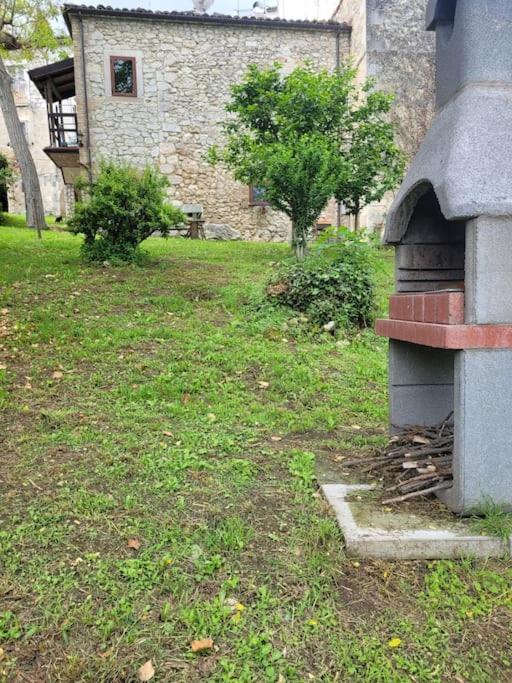 Il Rifugio Del Cacciatore / The Hunter's Shelter